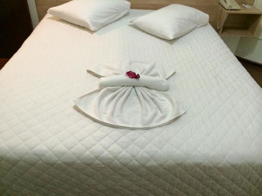 Oyo Hotel Farol Joacaba Bagian luar foto