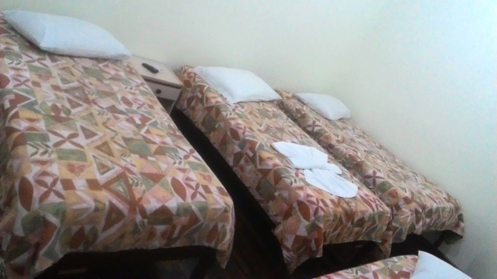 Oyo Hotel Farol Joacaba Bagian luar foto