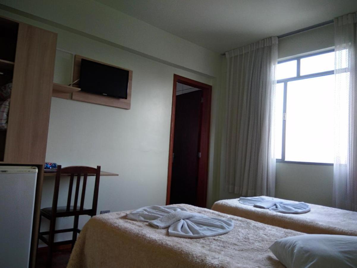 Oyo Hotel Farol Joacaba Bagian luar foto