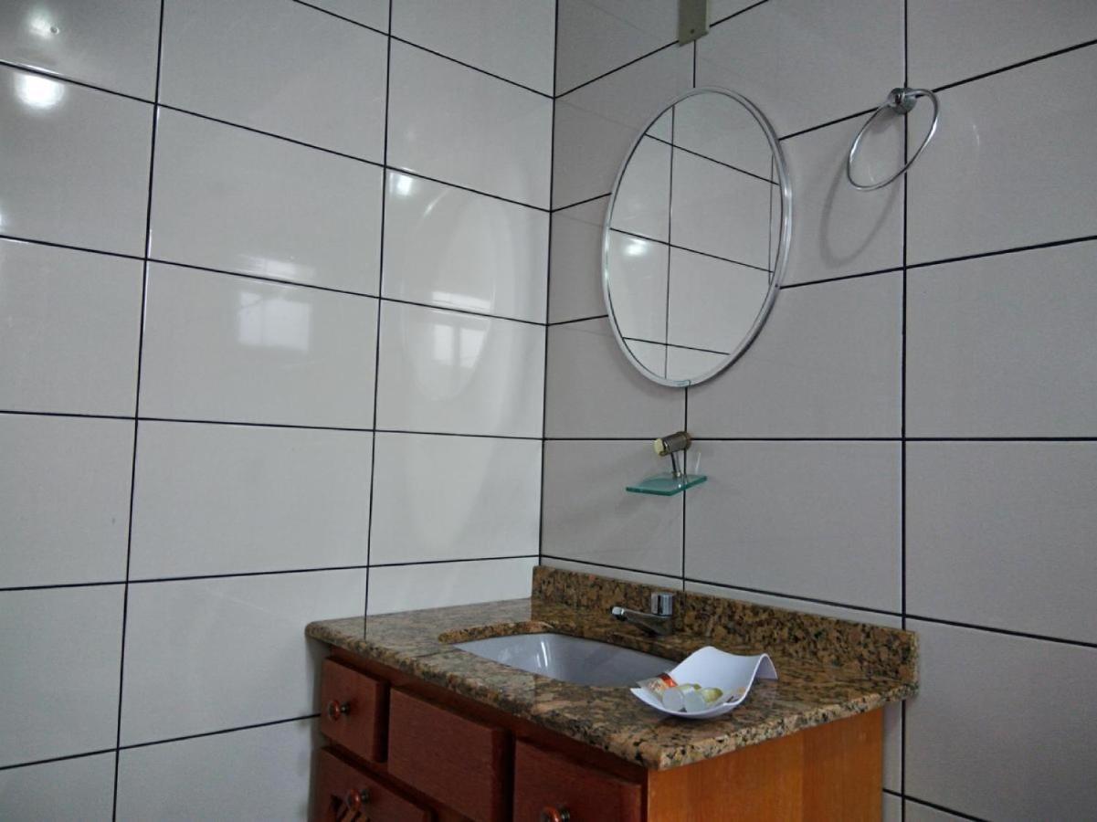 Oyo Hotel Farol Joacaba Bagian luar foto